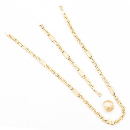 Chevalière, collier et bracelet en or jaune 18 ct 