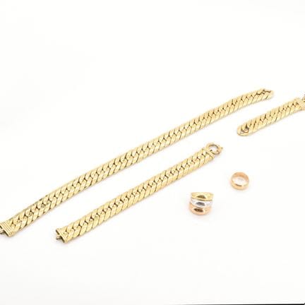 2 bagues, collier et bracelet en or 3 couleurs 18 