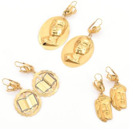 6 boucles d'oreilles or jaune 18 ct (émail, bossel