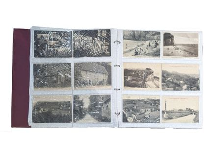 Album de cartes postales anciennes comprenant envi