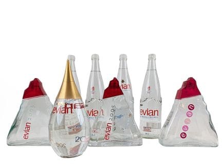 Lot de bouteilles Évian en verre années 2001, 2005