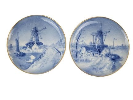 KELLER ET GUERIN
Deux plats en faïence à décor cam