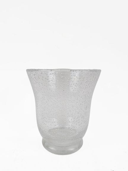 DAUM France
Vase en cristal moulé et bullé à col é