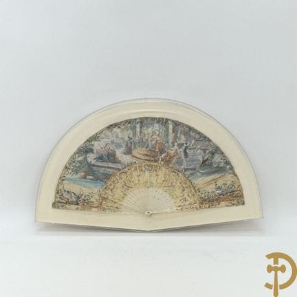 Framed fan with a hand-painted romantic scene | Fa