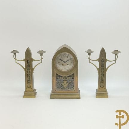 Conjunto Art Nouveau de tres piezas en cobre, comp