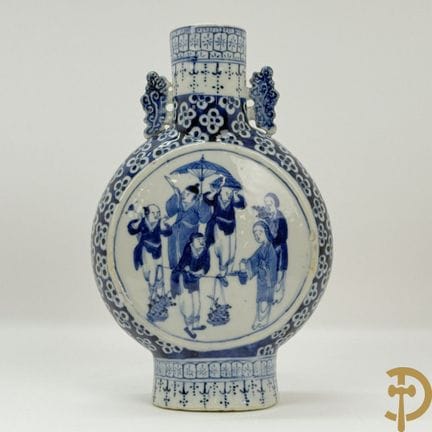 Jarrón chino de porcelana con motivos animados | A