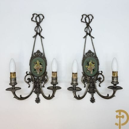 Coppia di appliques a due braccia in bronzo cromat