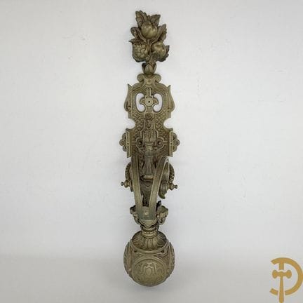 Applique da parete in bronzo con volute di acanto 