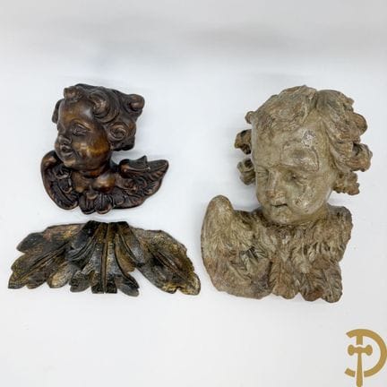 彩绘天使头像木雕 + 天使头像 + 莨苕叶藤蔓雕塑 | 高度分别为37厘米和22厘米。——莨苕叶藤蔓