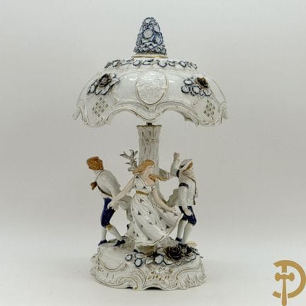 Lampada da terra in porcellana con 4 figure danzan