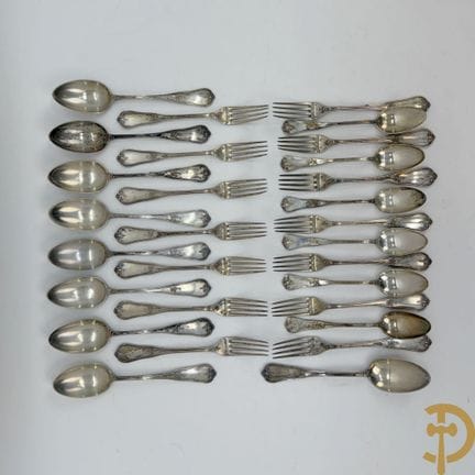 Posate in argento massiccio con motivi floreali e 