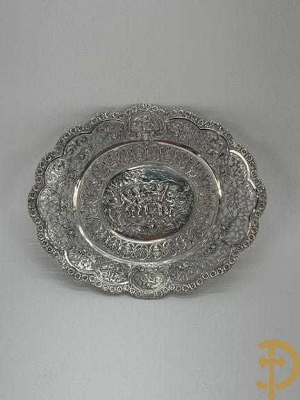 Ciotolina in argento massiccio traforato con decor