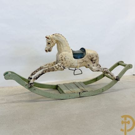 Cavallo a dondolo antico patinato | Altezza 90 cm.