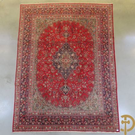 Handgeknüpfter Teppich aus dem Orient mit Blumenmu