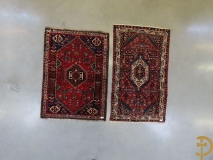 Zwei handgeknüpfte Orientteppiche aus Hamadan und 