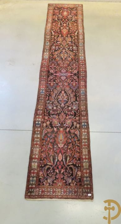 Handgeknüpfter, langer Läufer im orientalischen St
