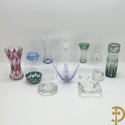 A beautiful set of hand-colored Val Saint Lambert 