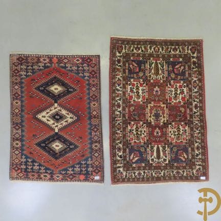 Handgeknüpfter iranischer Teppich mit Mustern + Ha