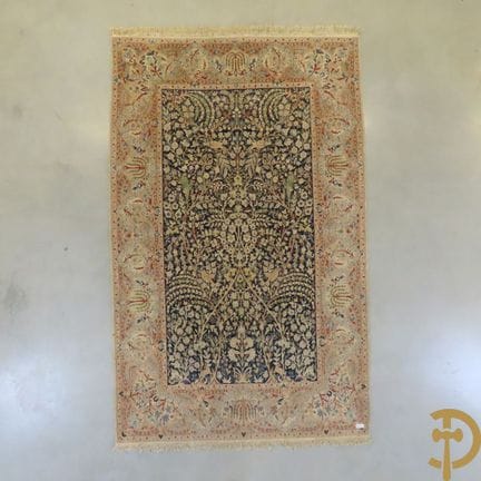 Handgeknüpfter orientalischer Nain-Teppich mit Vog