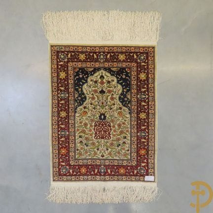 Handgeknüpfter Seiden-Gebetsteppich aus dem Orient