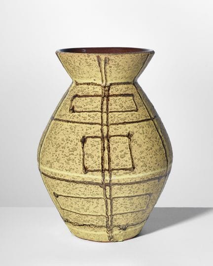 WEST GERMANY - BAY KERAMIK
Inverted diabolo vase, 
