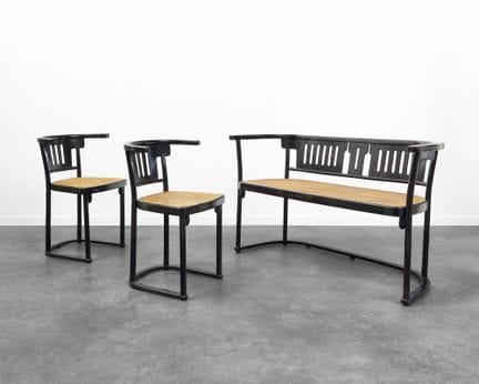 THONET (MANUFACTURER)
Black-lacquered bentwood liv