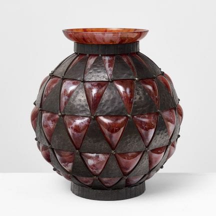 DAUM &amp; LOUIS MAJORELLE (IN THE STYLE OF)
Vase 