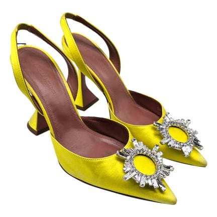 Amina Muaddi
Sandalen „Begum“ aus gelbem Satin mit