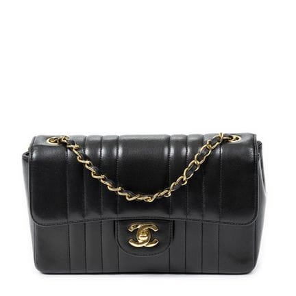 Chanel
Umhängetasche „Classique Timeless Vertical“