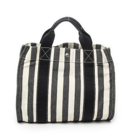 Hermès
Sac à main « Cannes » en toile « H » noir e