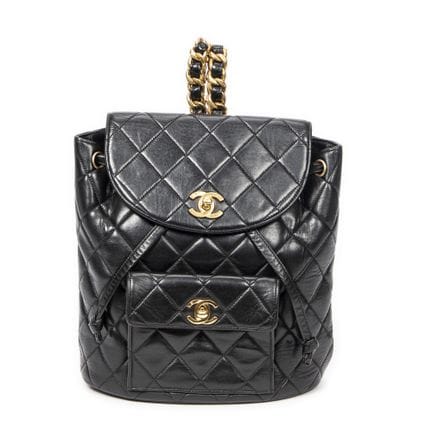 Chanel
Sac à dos « CC » en cuir d’agneau matellass