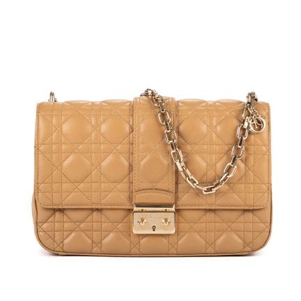 Christian Dior
Bolso de hombro «Miss Dior» de piel