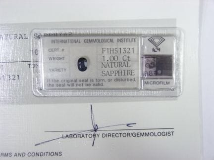 Zafiro azul ovalado de 1 ct, 7,12 x 5,17 x 2,93 mm