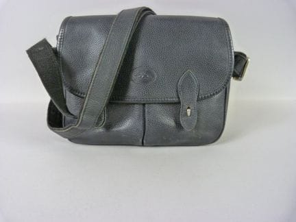LONGCHAMP, Paris -  SAC cartouchière en cuir grain