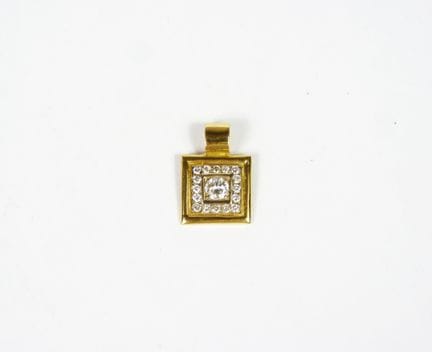 COLGANTE de oro amarillo de 750/°° de forma cuadra