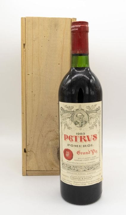 PETRUS.
Jahrgang: 1983.
Importiert von SEAGRAM.
1 