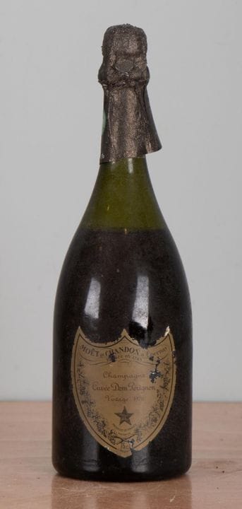 CHAMPÁN DOM PERIGNON.
Añada: 1976.
1 botella, e.l.