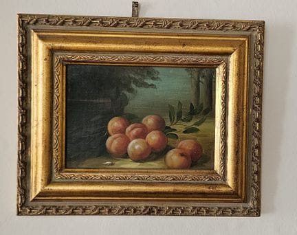 17世纪风格的现代画派
《桃子静物》
木板油画
12.5 × 18 厘米。
