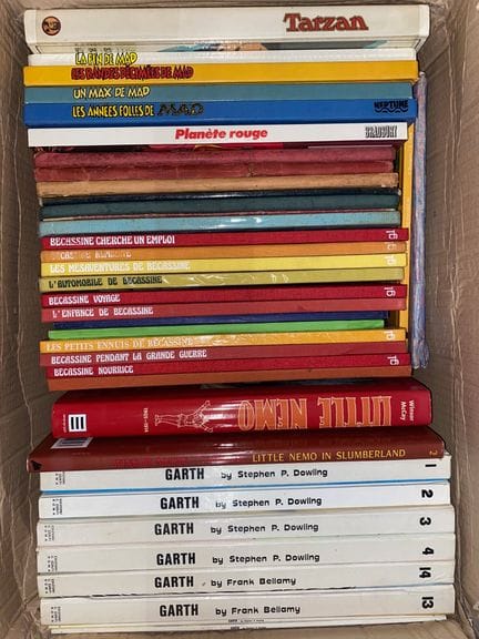 CÓMICS 
Importante lote compuesto por un centenar 