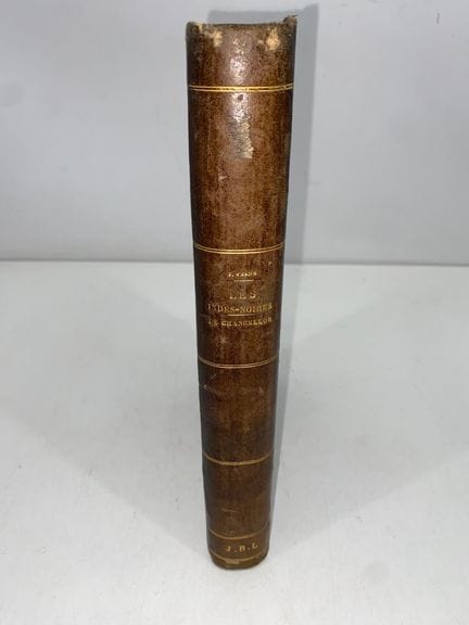 Jules VERNE 
Las Indias Negras / El Chancellor
Gra