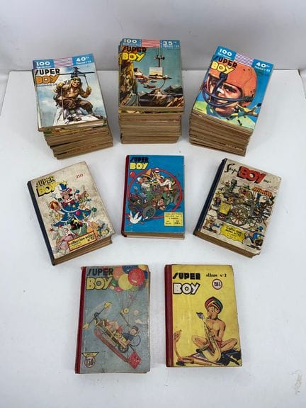 SUPER BOY 
1950er Jahre.
Set aus ca. 60 Heften und