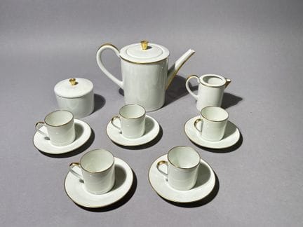 Limoges - A.Vignaud
Servizio da caffè in porcellan