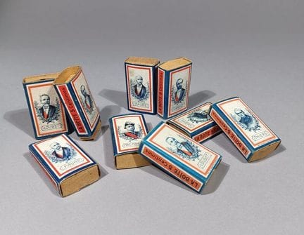 Set di 9 piccole scatole della Régie Française al 