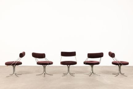Im Stil von Osvaldo BORSANI (1911–1985).
Set aus f