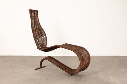 Tom DIXON (geb. 1959).
Liegestuhl Modell „Bolide“ 
