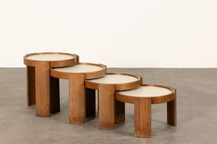 Gianfranco FRATTINI (1926–2004) für CASSINA.
Set a