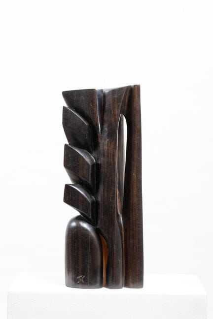Joëlle NEVEU (1944–2007).
Samburu.
Skulptur aus Eb