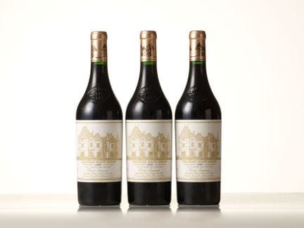Château HAUT-BRION 1999 GCC1 Graves  (2 etiquetas 