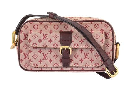 LOUIS VUITTON MARY KATE
Toile rose et rouge. Ferru