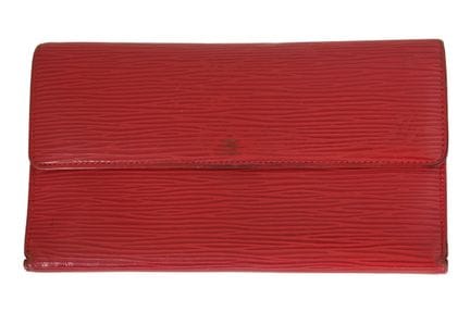 路易威登复古款钱包
红色Epi皮革。后装皮带。18×12×2 厘米。